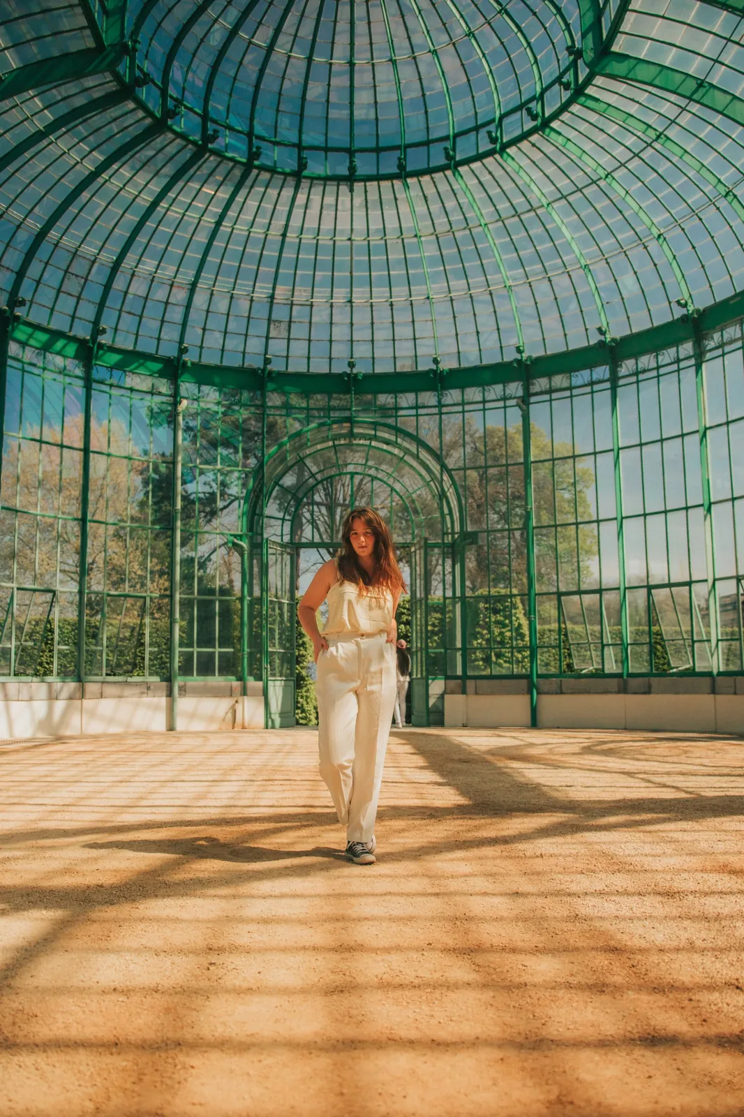 Portrait sous une coupole de verre / Portrait under a glass dome
